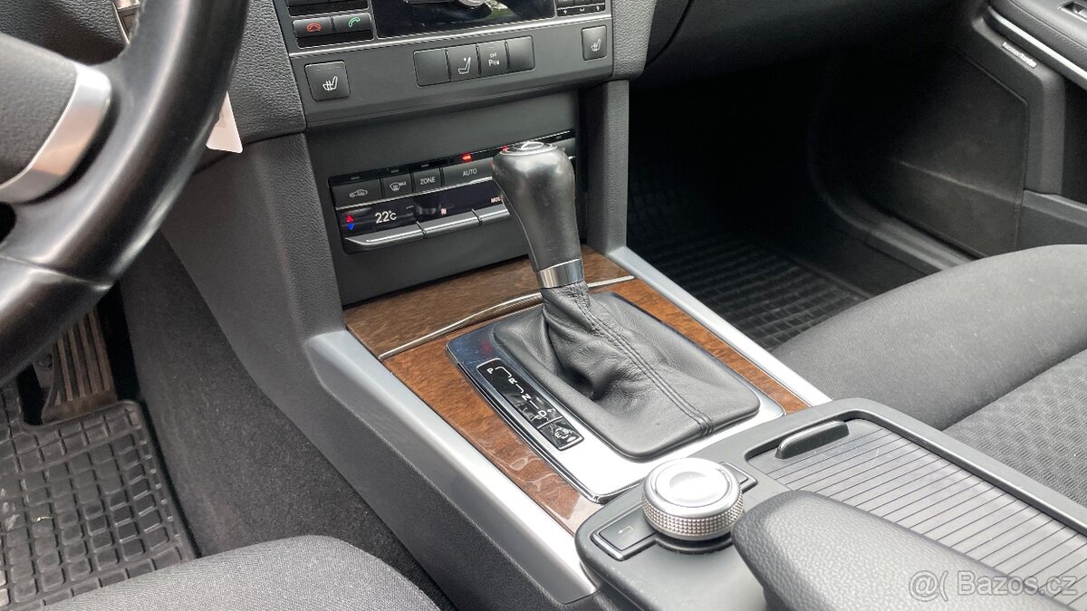 MERCEDES-BENZ E200CDI AUTOMAT HARMAN/KARDON - 17