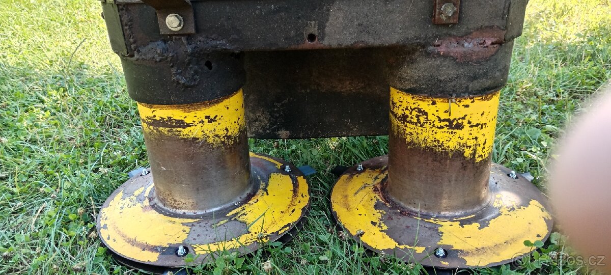 Sekačka JIKOV BDR 700 podvozek Robus - 17