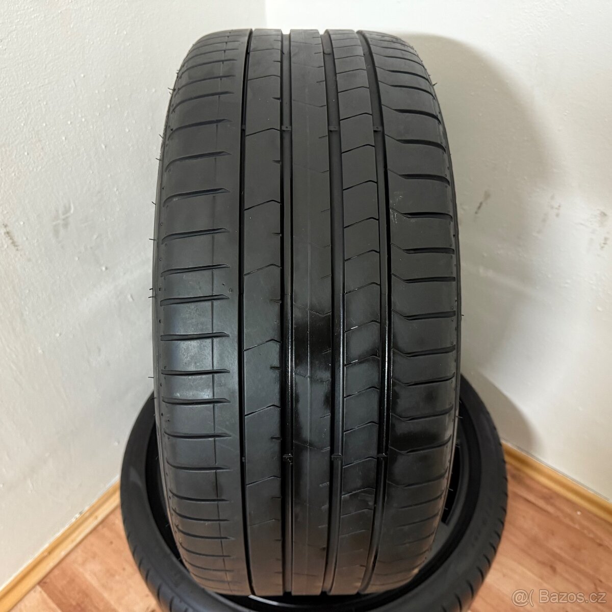 DVOUROZMĚRNÁ JAGUAR XE 5x108 R19+LETNÍ PNEU 6mm - 17