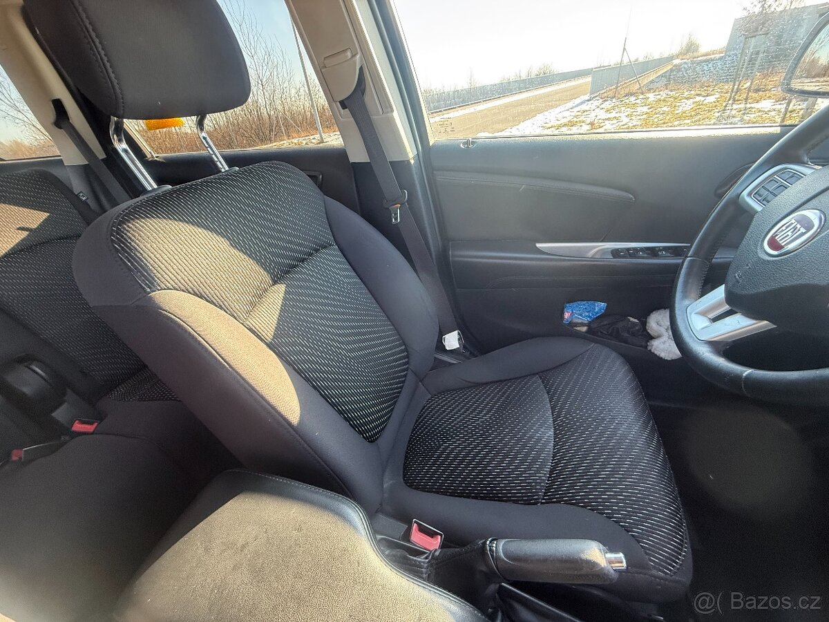 Fiat Freelander 2,0 7 míst - 17