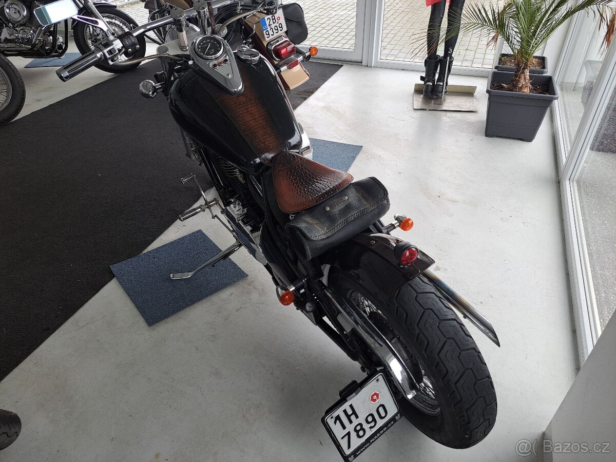 Kawasaki VN 800 - 17