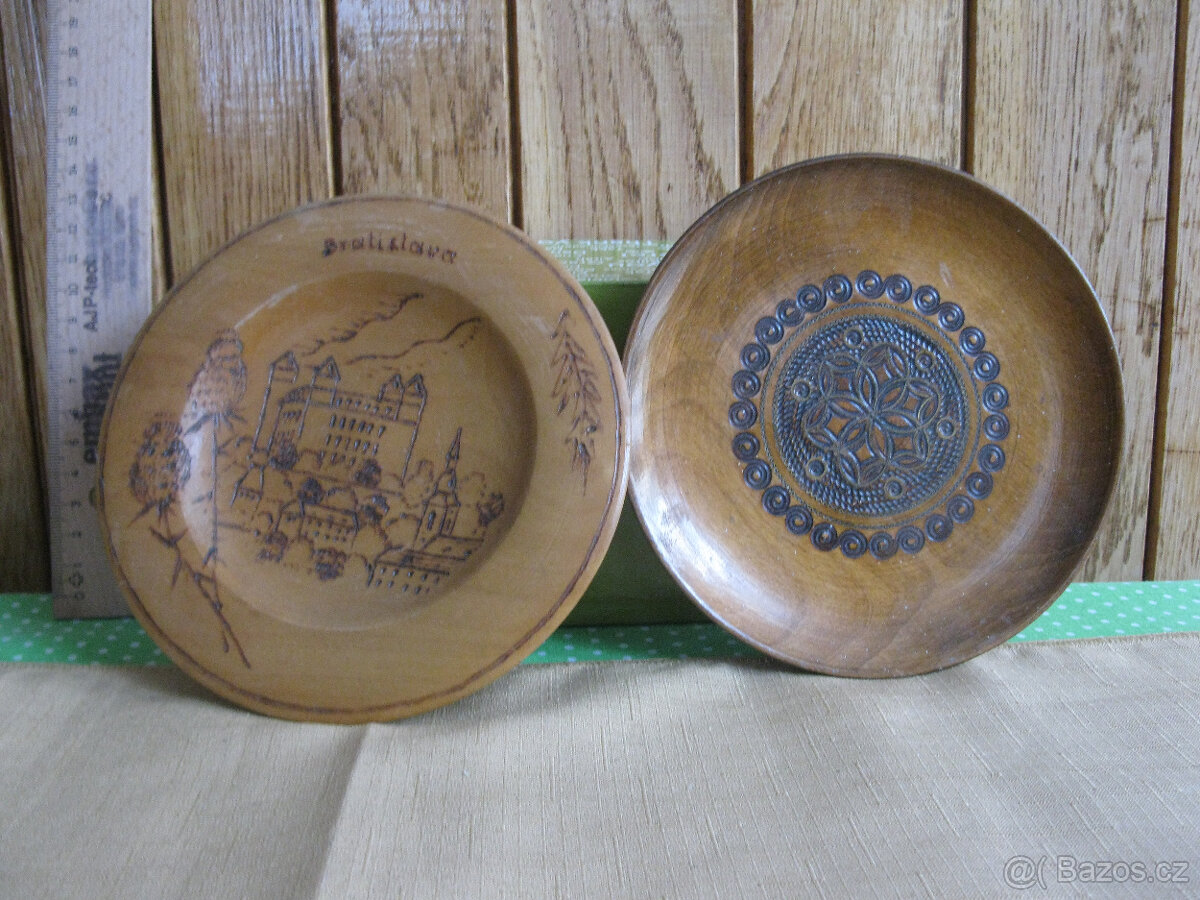 Velikonoční ubrus,hrníček,dečky,sklo,porcelán - 17