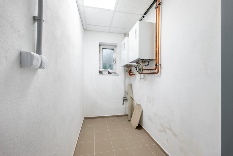 PRONÁJEM KOMERČNÍHO AREÁLU, LEDENICE, OKR. Č. BUDĚJOVICE - 17