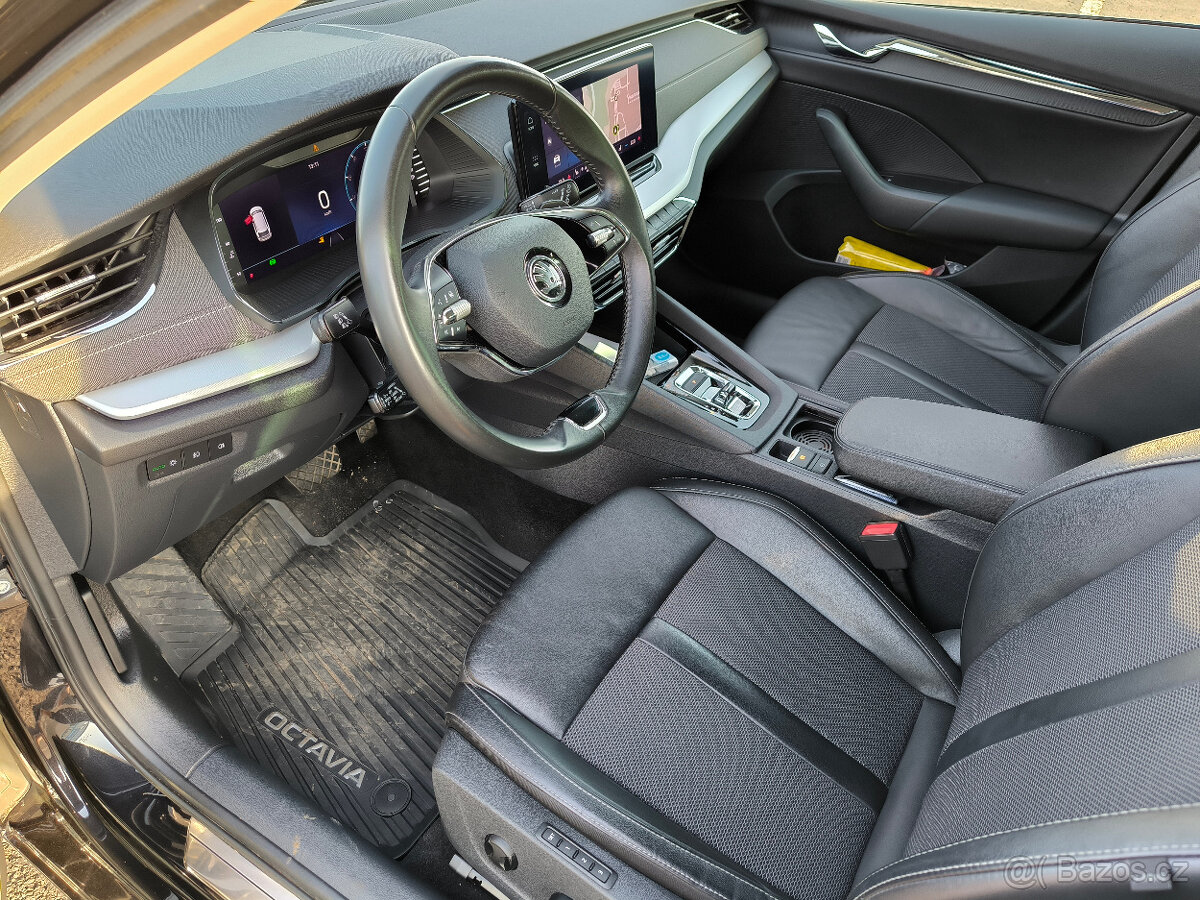 Škoda OCTAVIA IV combi - 17