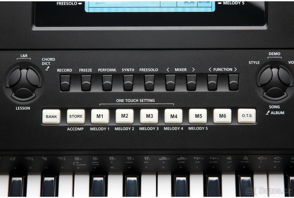 Kurzweil KP300X + K&M 18997 Al stojan + Bespeco SG8EX židle - 17