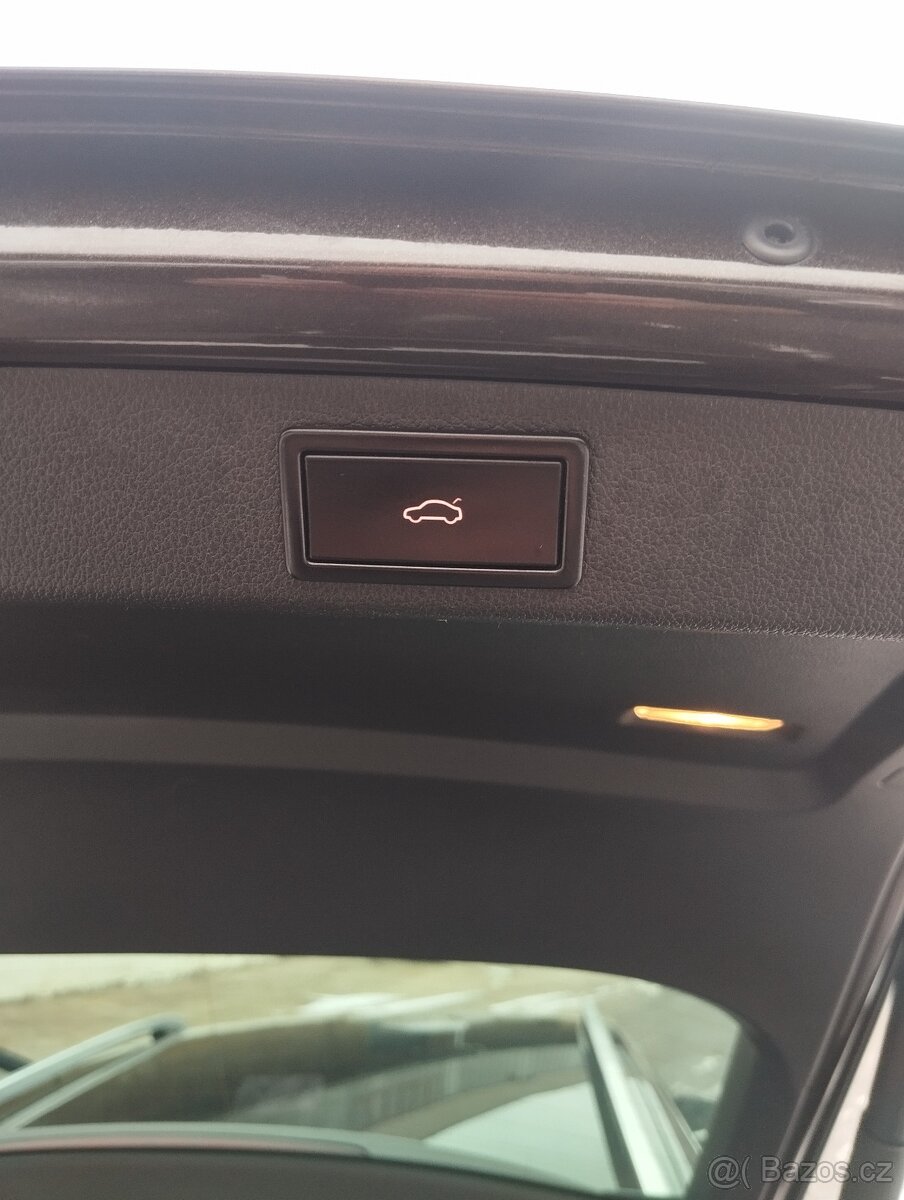 Škoda Superb 3 kombi 2.0 tdi 110kw - 17