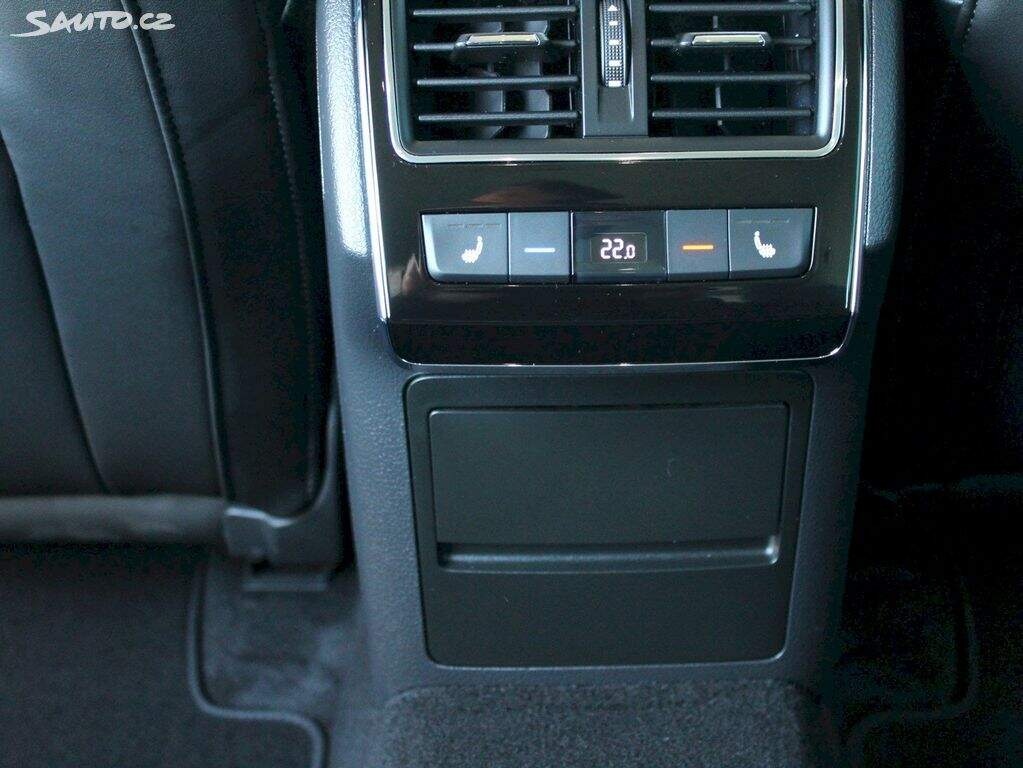 Škoda Superb 3 Combi 2.0TDI 147kW 4x4 DSG L&K záruka do 2028 - 17