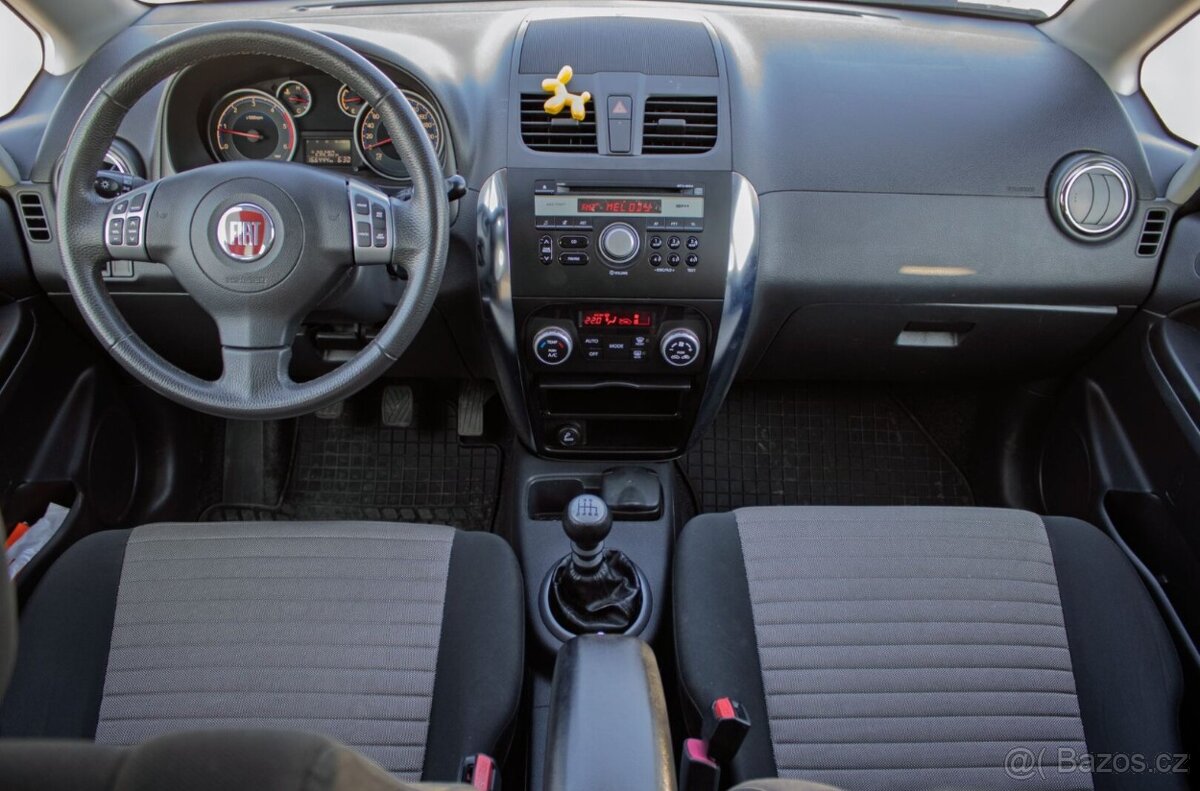 Fiat Sedici 2.0 Multijet 4x4 2011 99Kw - 17