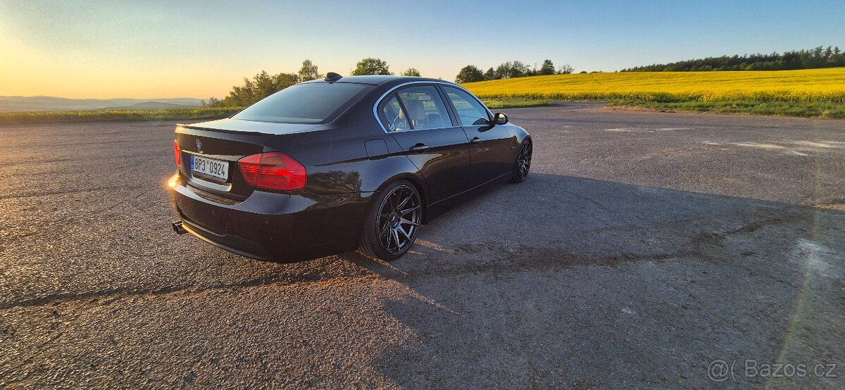 BMW E90 325i – 160kW - 17