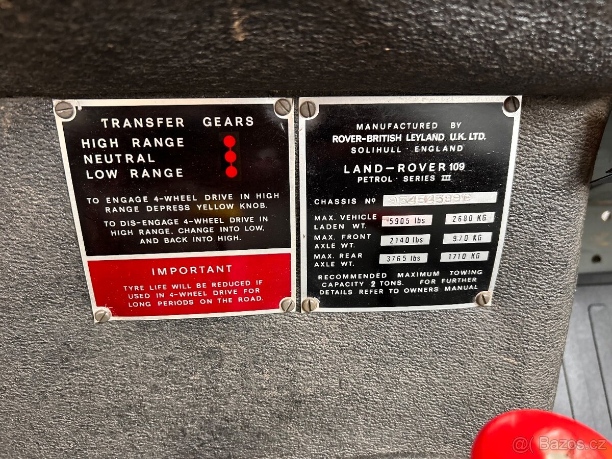 Prodám Land Rover 109 Series III - 17