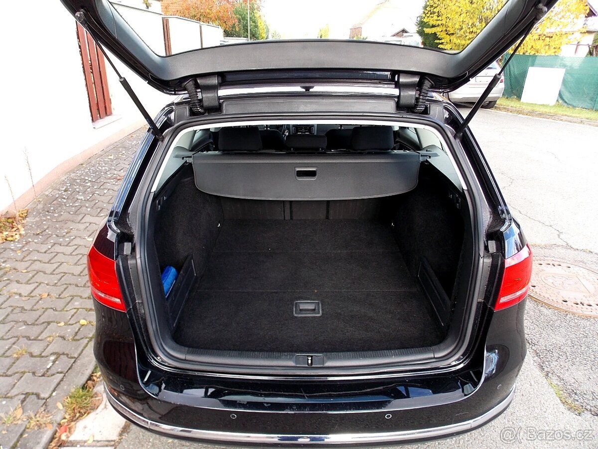 Volkswagen Passat B7 2,0 TDi 103kW Comfortline Kombi 1.Maj - 17