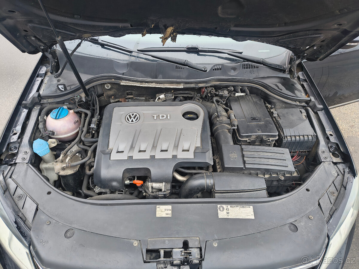 Volkswagen Passat Combi 2.0 TDi DSG - 17