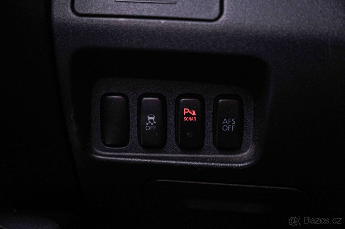 Mitsubishi Outlander 2.2 DI-D - 17