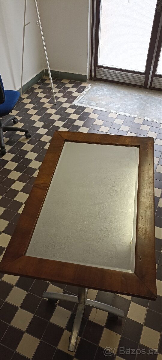 Starožitný nábytek - 17