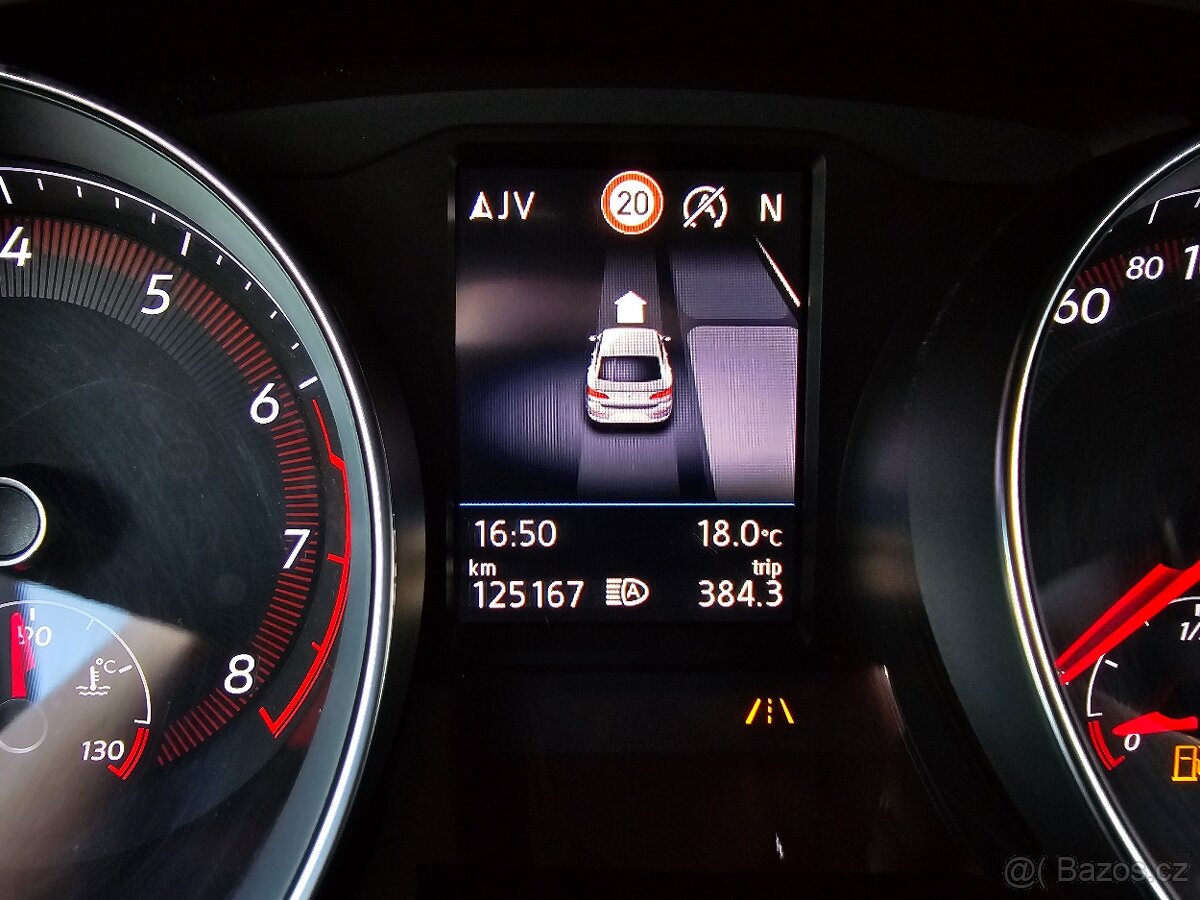 VW ARTEON 2,0TSI 200kW 4x4 DSG R-LINE KŮŽE+NAVI+KAMERA -DPH - 17