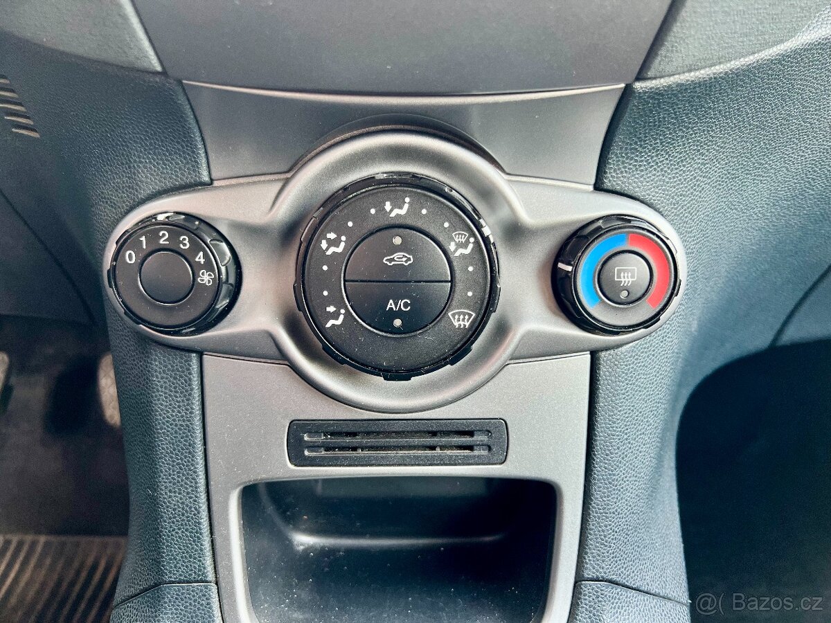 Ford Fiesta 1,6 TDCi / KLIMA / 2010 - 17