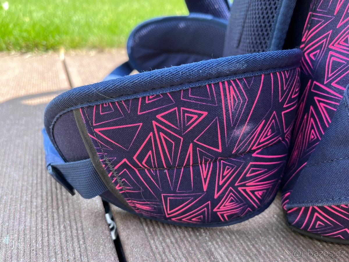 Studentský batoh Satch Pink Supreme - 17