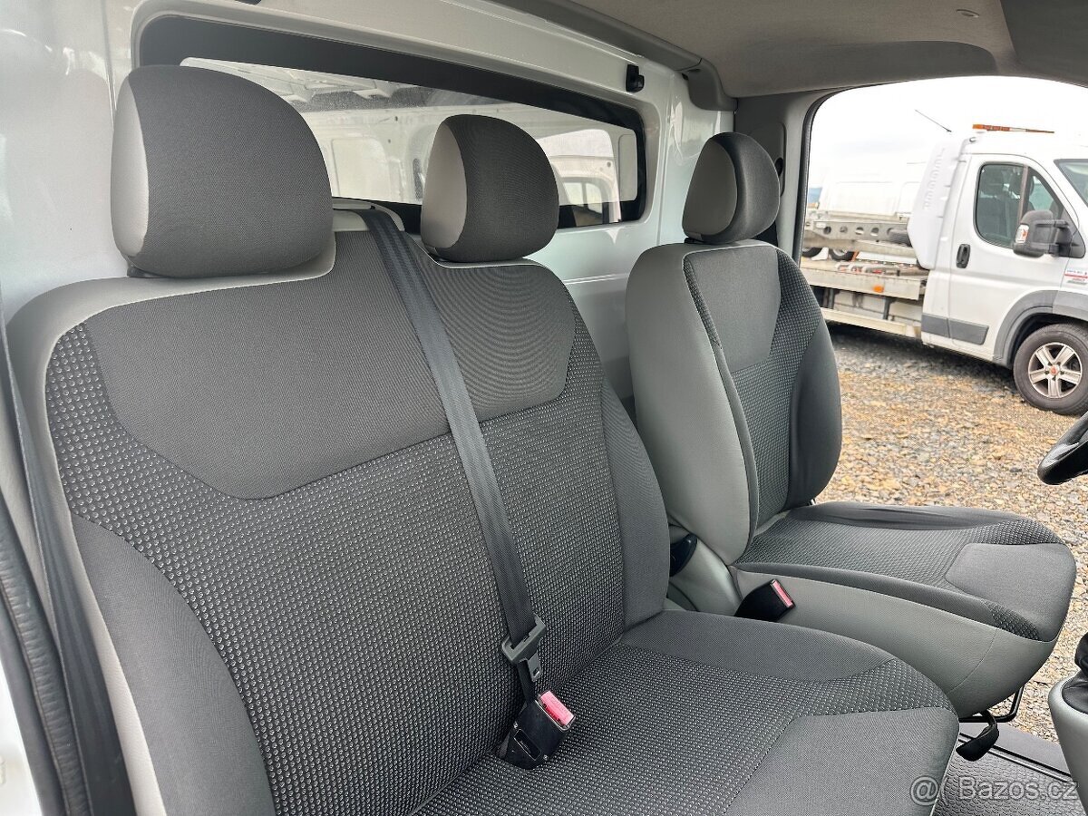 Opel Vivaro 2,0DCi 84KW L2H1 MANUÁLNÍ KLIMATIZACE - 17