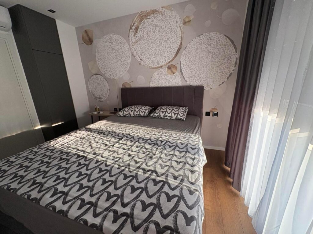 Chorvátsko-Moderný kompletne zariadený dom s bazénom - 17