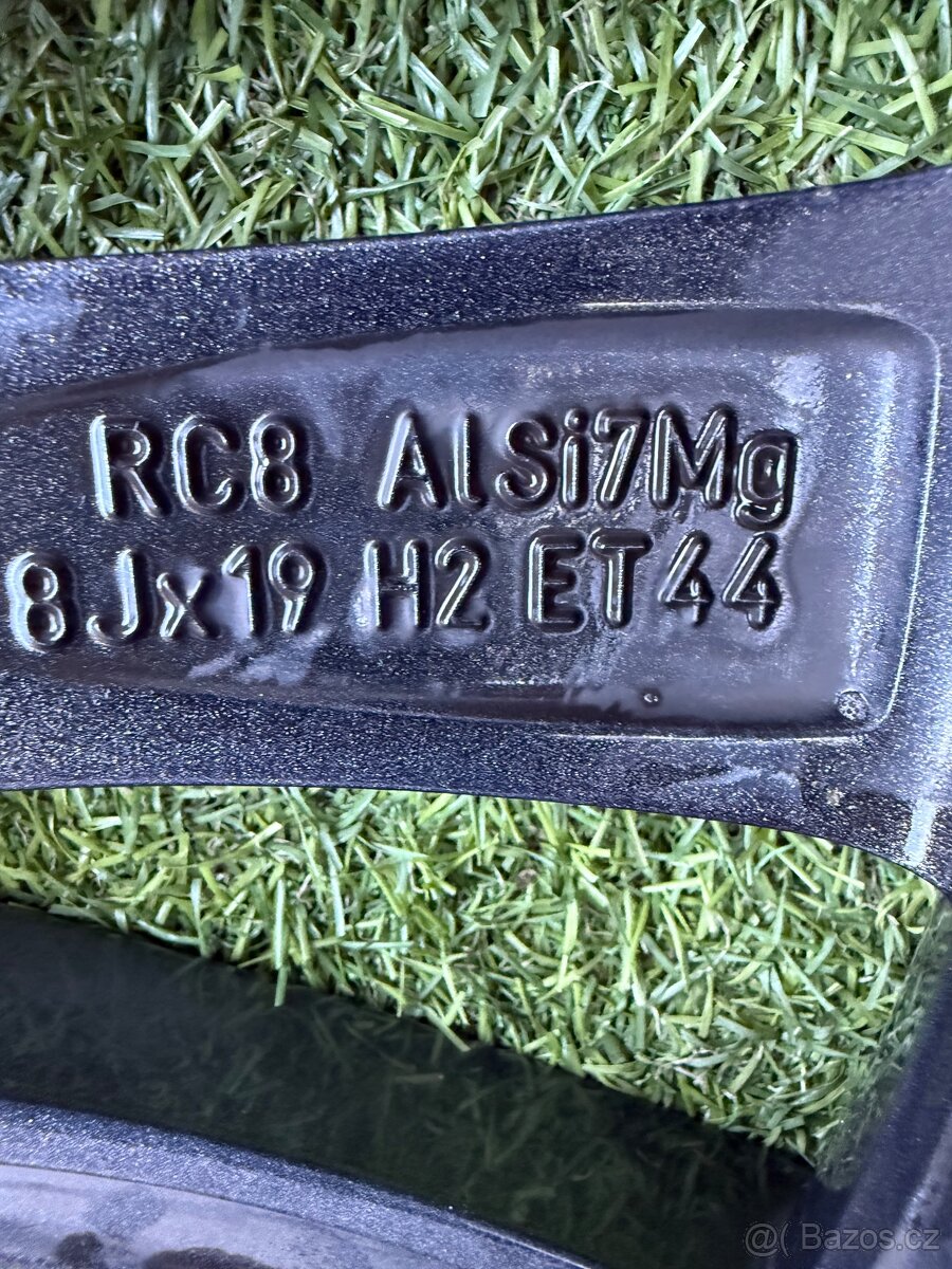 Škoda Superb - Trinity - ORIGINÁLNÍ LETNÍ SADA - 17