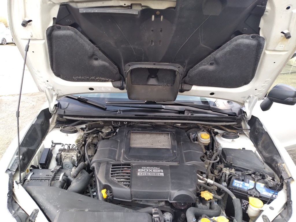 SUBARU XV 2.0 D AWD MANUÁL - 17