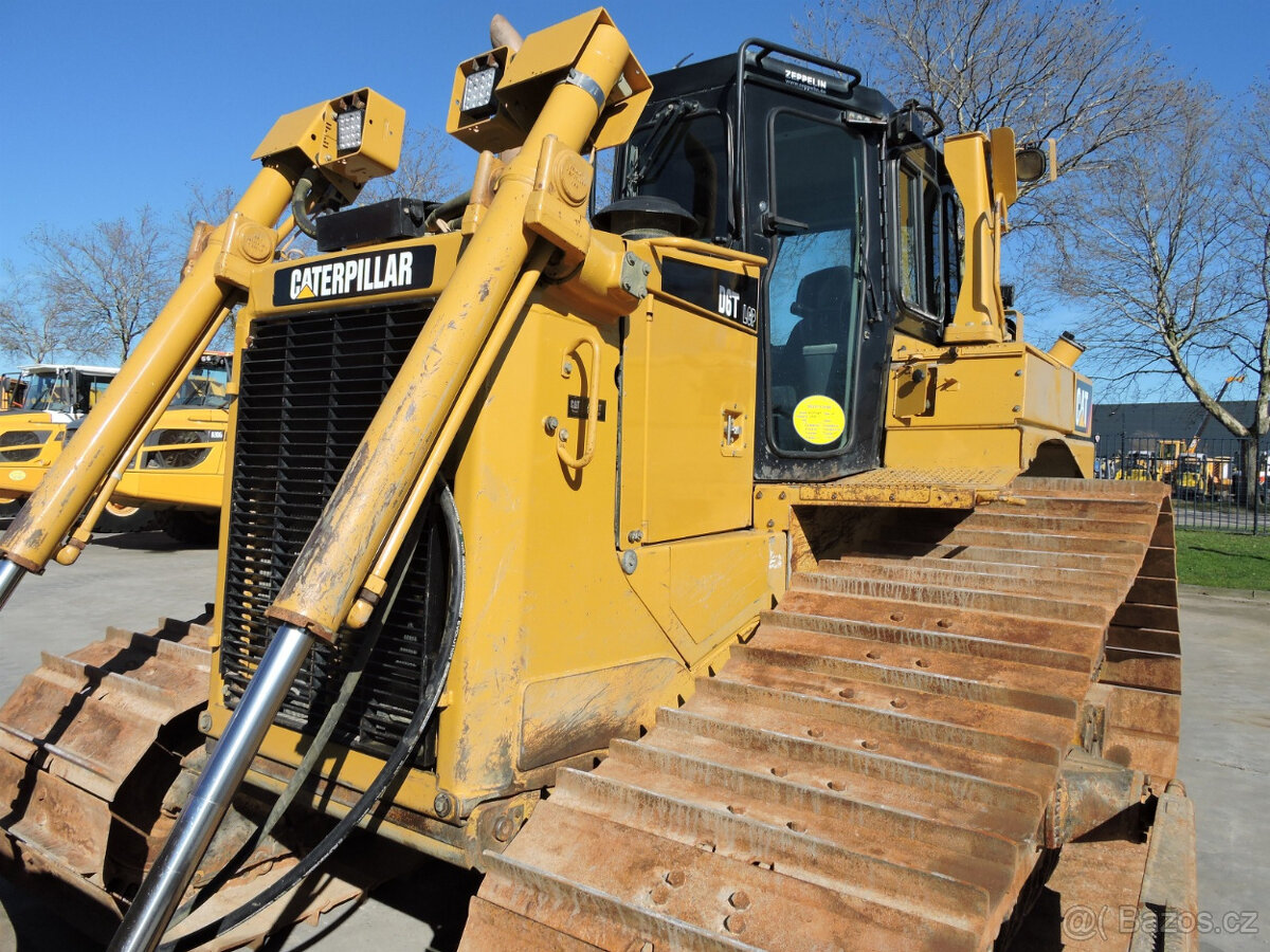 25t Buldozer CAT D6T - 17