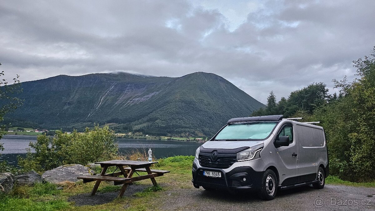 Prodám obytný Renault Trafic 1.6 dci (85kW) - 17