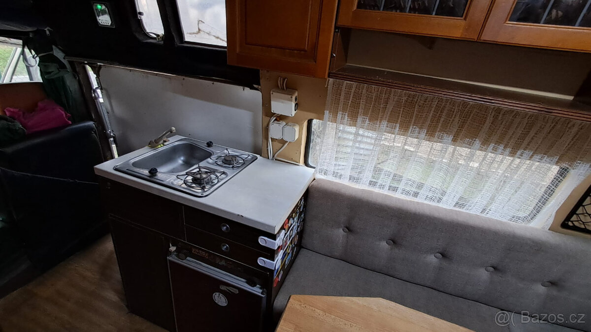 VW LT 28 obytný vůz kempr - 17