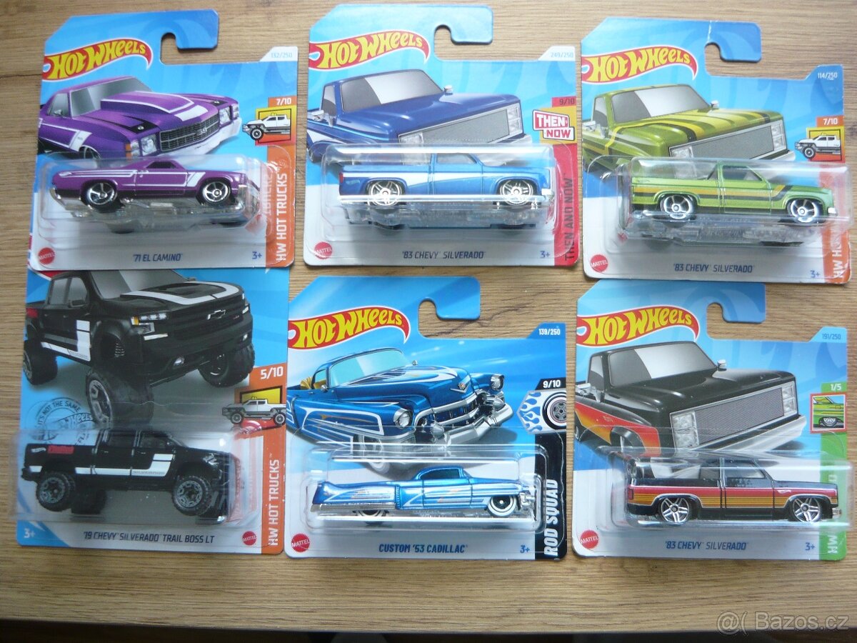 AUTÍČKA HOT WHEELS - 17