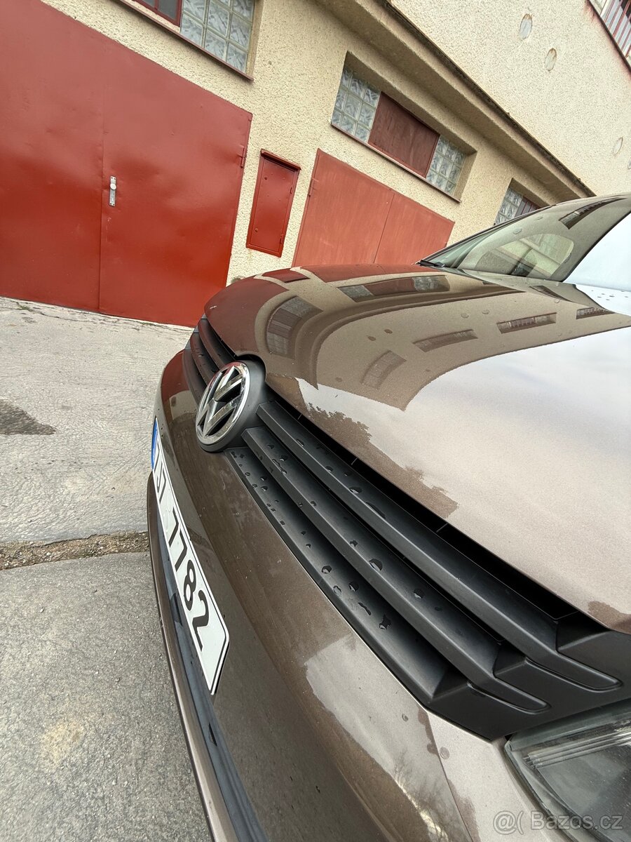 WV Caddy maxi 7 míst - 17