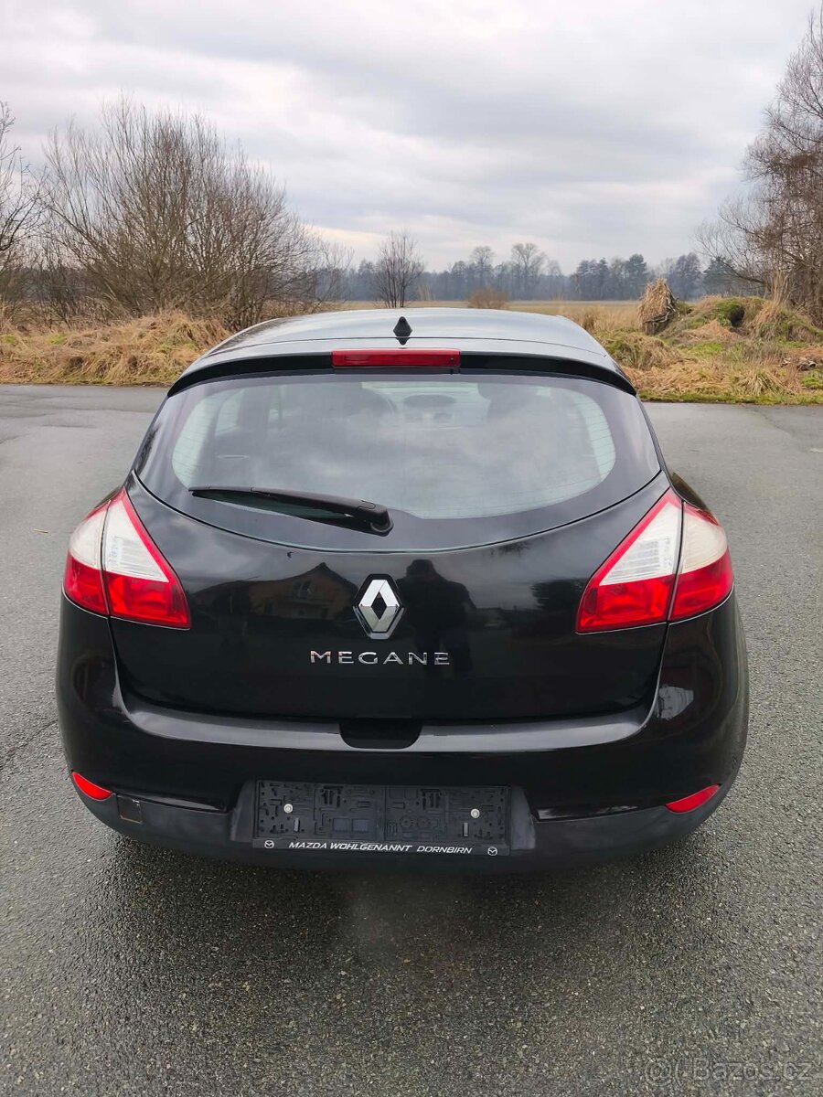 Renault Megane 1.6 benzín 81kw - 17