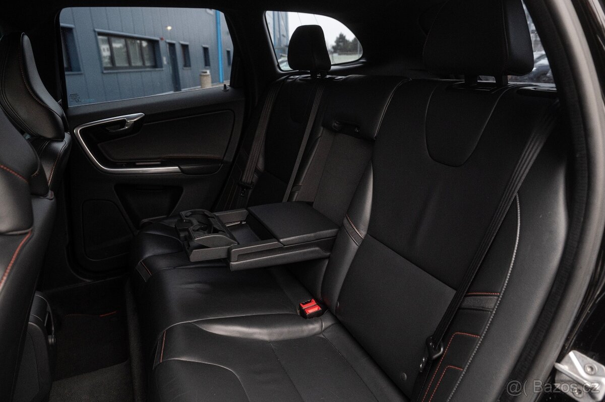 Volvo XC60 D4 AT Ocean Race, Servis, Rozvody - 17