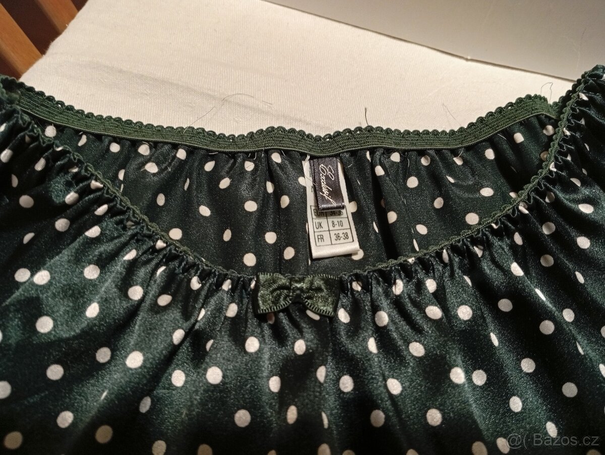 Prodám prádlo - 23 ks - vyřazené - 17