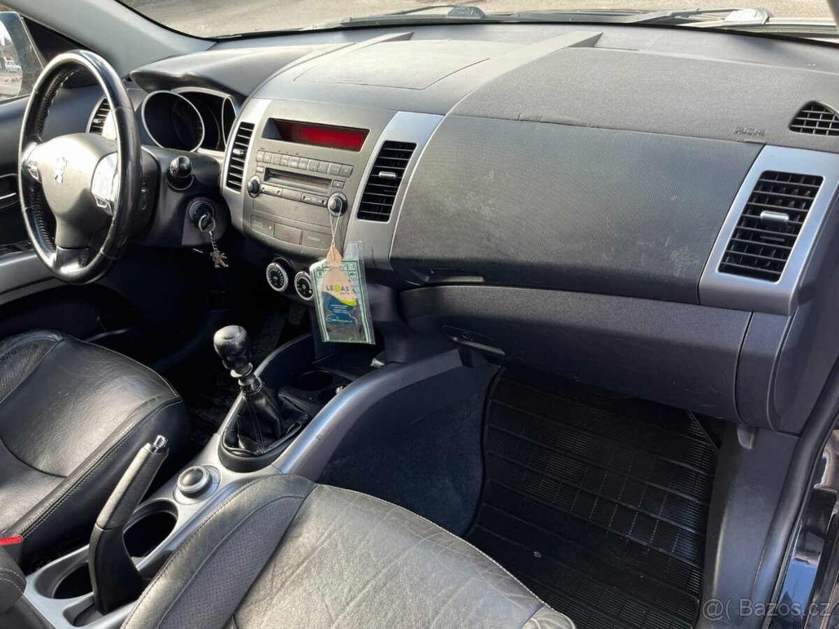 Pugeot 4007 2.2Hdi - 17