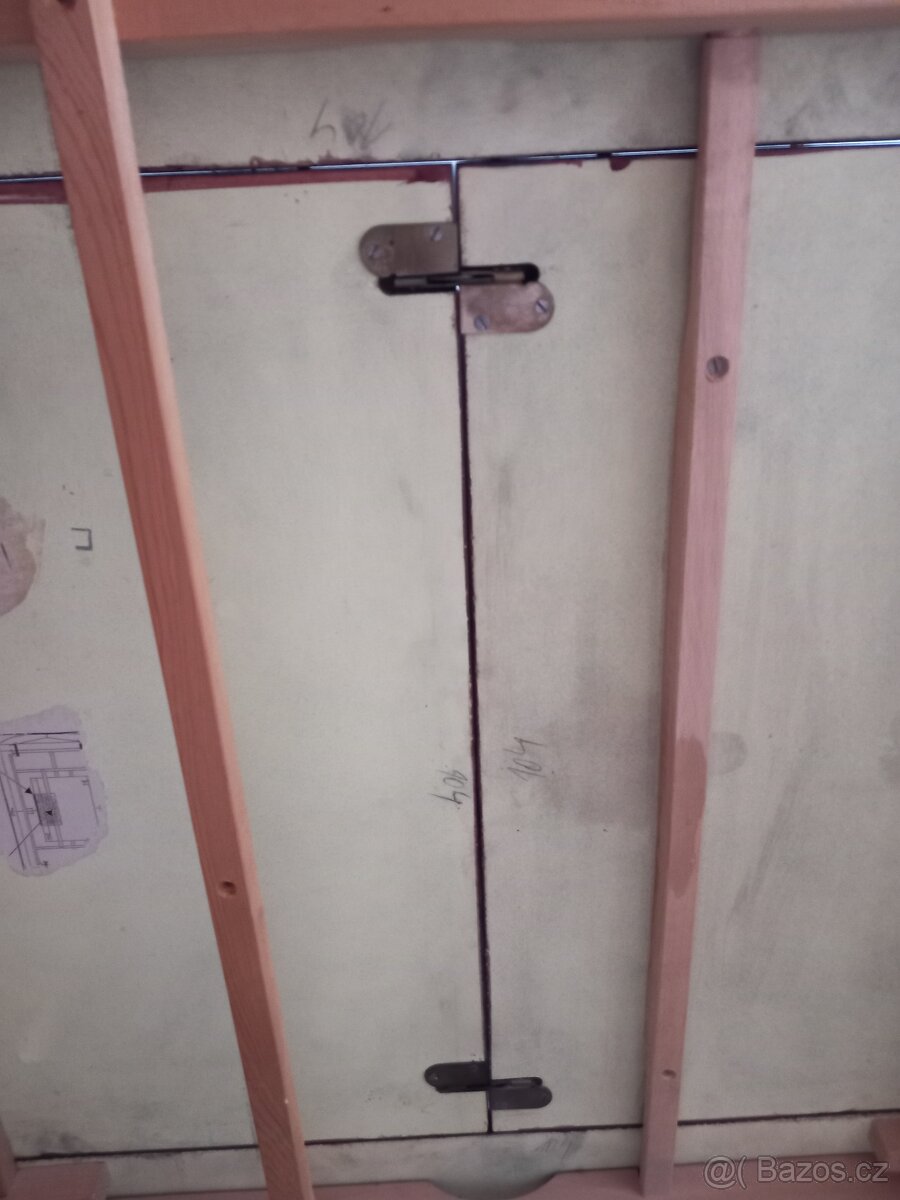 Jídelní stůl - 17