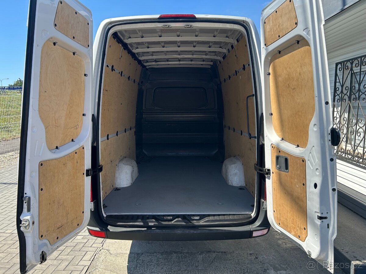 VW Crafter 2.0 TDI 100 kw 6 Míst 2015 L4H2 - 17