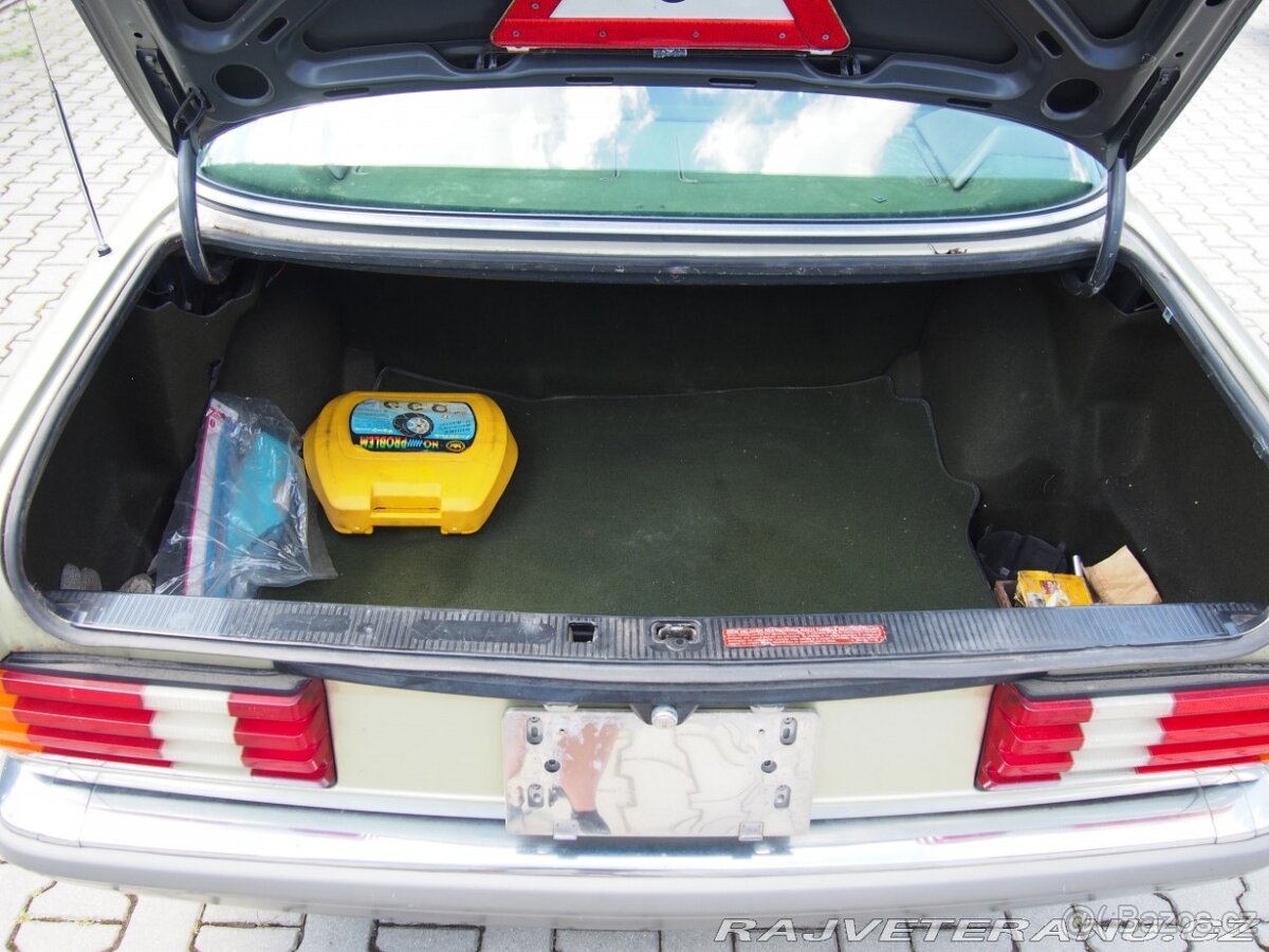 Mercedes-Benz W126 420 SEL evropská verze s historií 114 tkm - 17