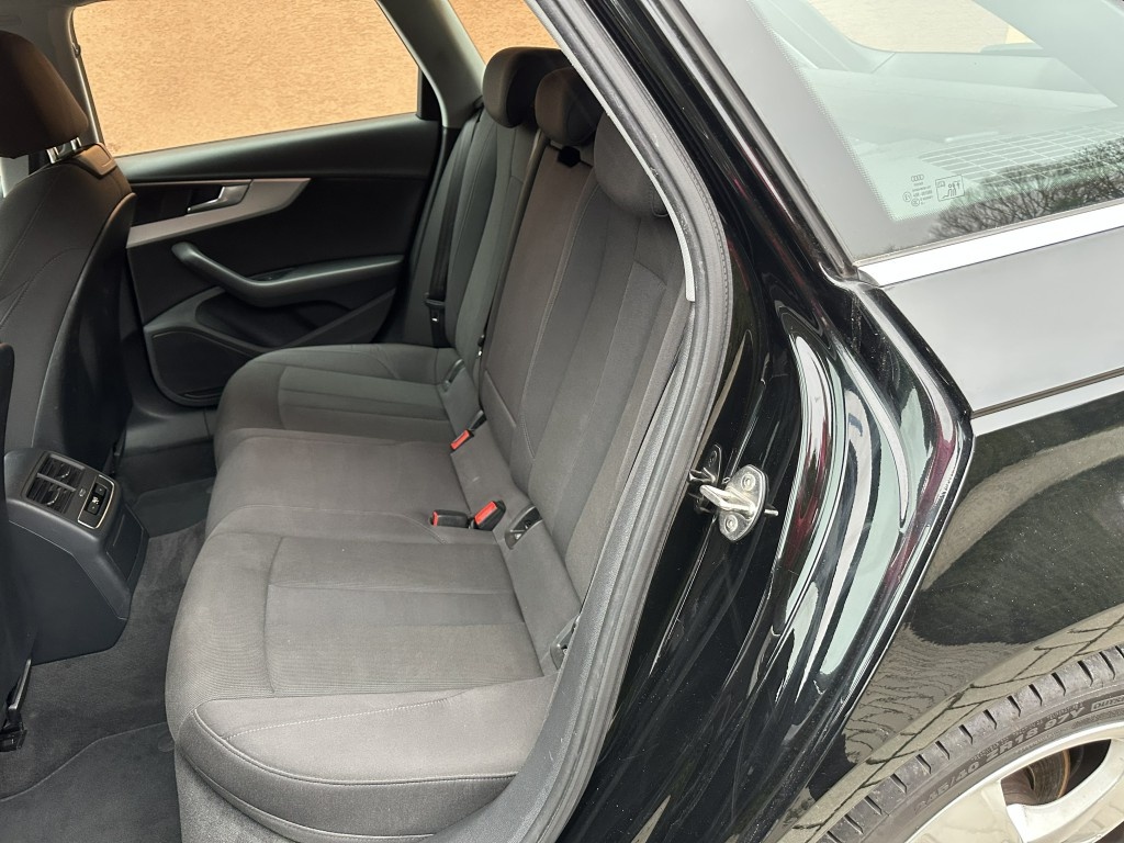 Audi A4 2.0 TDi 140kW Quattro 4x4 - 17