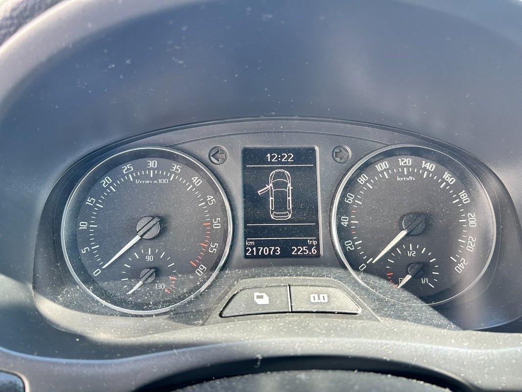 Škoda Fabia 1.6 TDI 2013 Combi 77 kw Elegance - 17