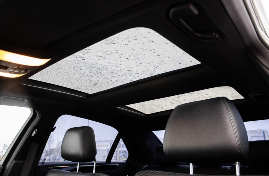 Mercedes-Benz E trieda Sedan 350 CDI BlueEFFICIENCY 4MATIC, - 17