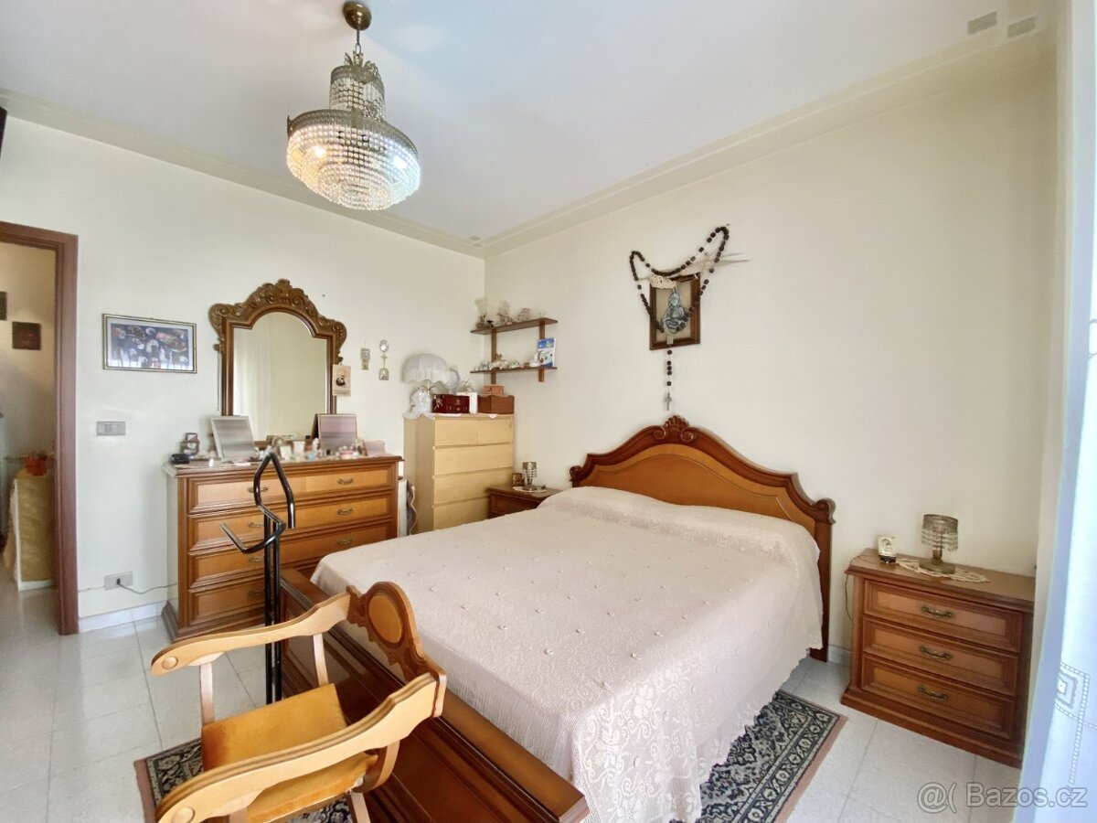 Sicílie, byt 3+1, 136 m2, dva balkóny, Roccalumera - 17