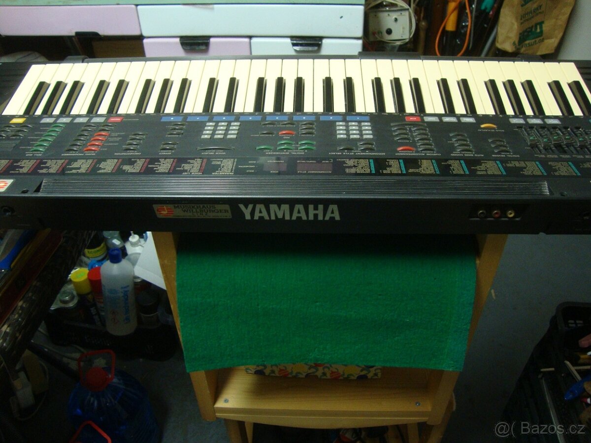 Elektrické klávesy varhany syntezátor Yamaha PSR-4500 1989 - 17