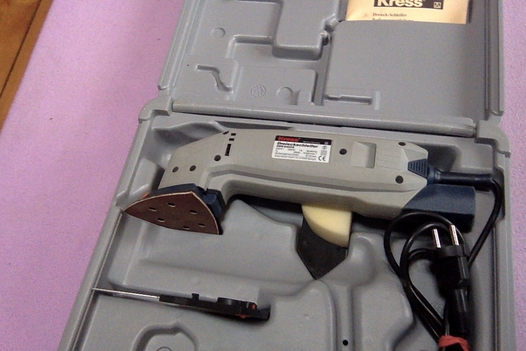 motorova pila-dilna , garaž - 17