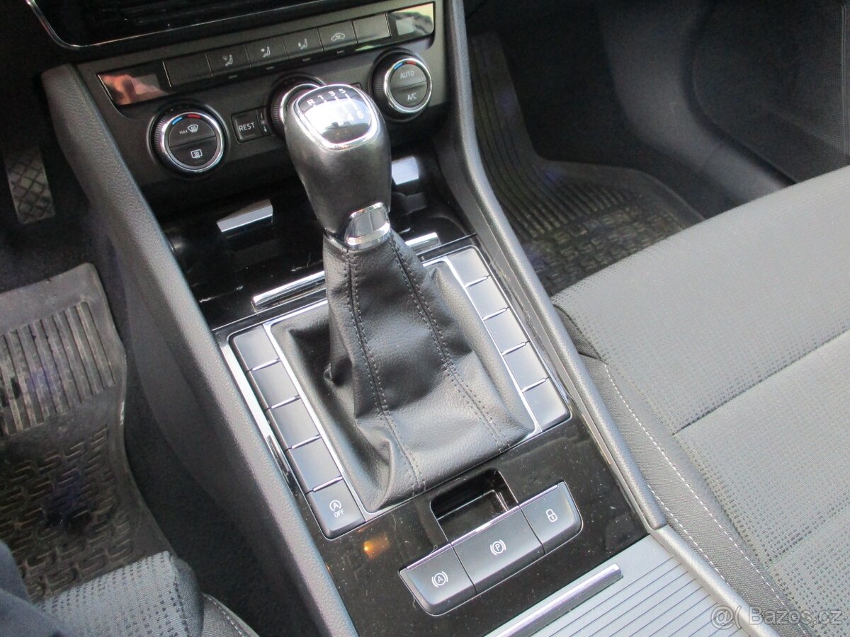 ŠKODA SUPERB III - 2.0 TDí , 110 kw - 17