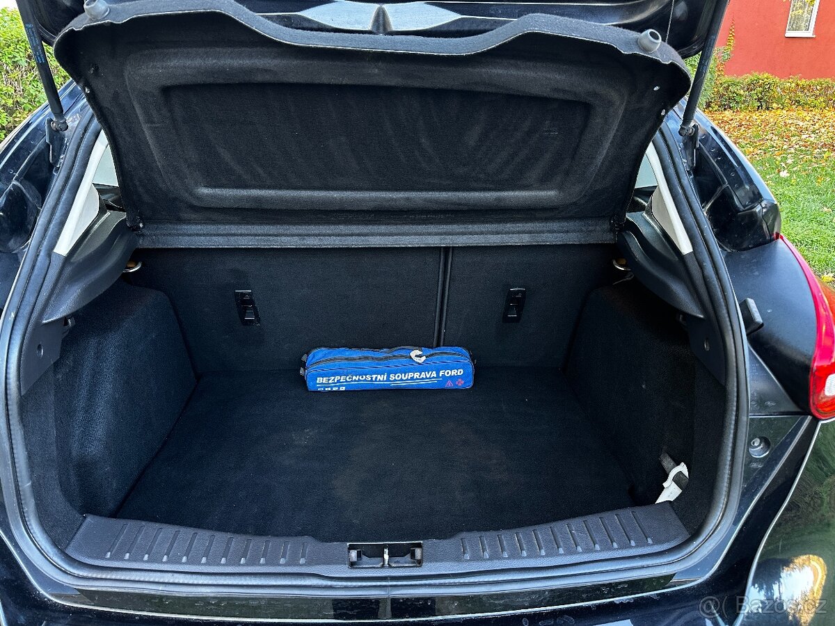 Ford Focus III 1.5 EcoBoost 110kW Facelift 2015 1. Majitel - 17