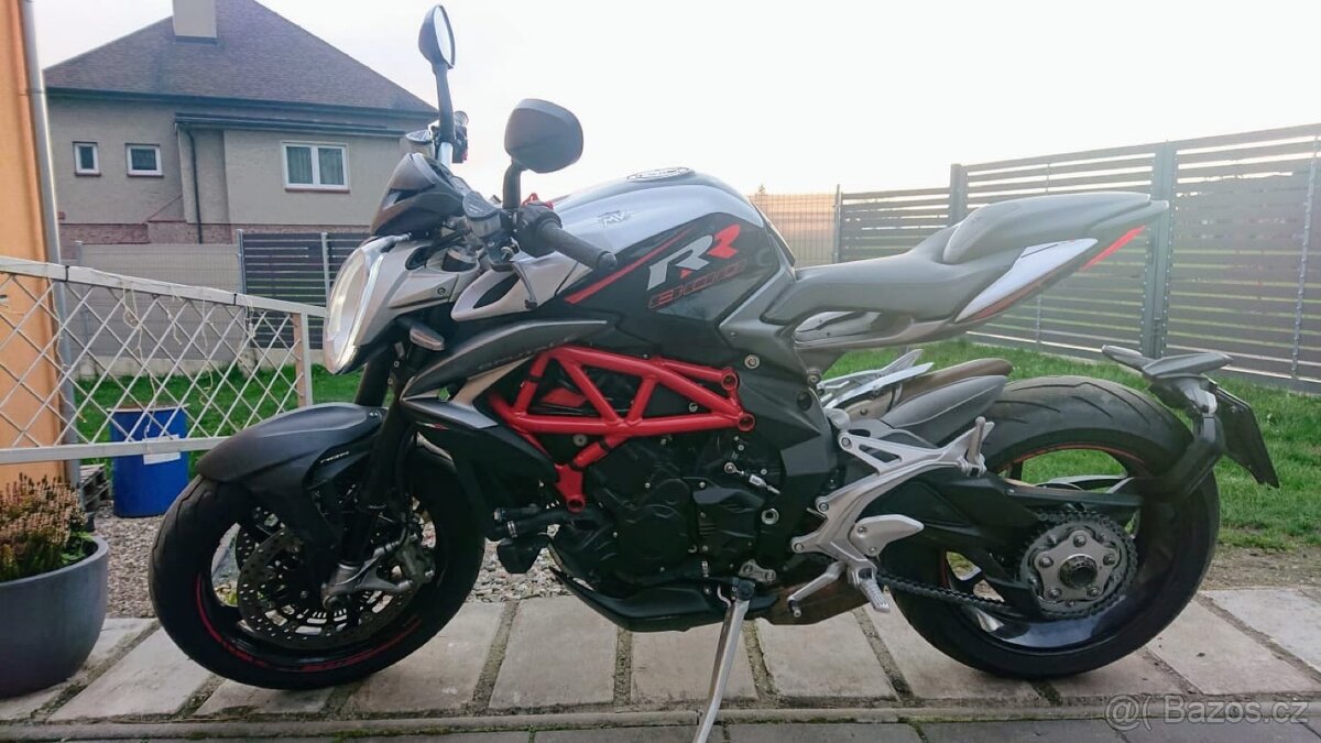 MV AGUSTA BRUTALE 800RR - 17