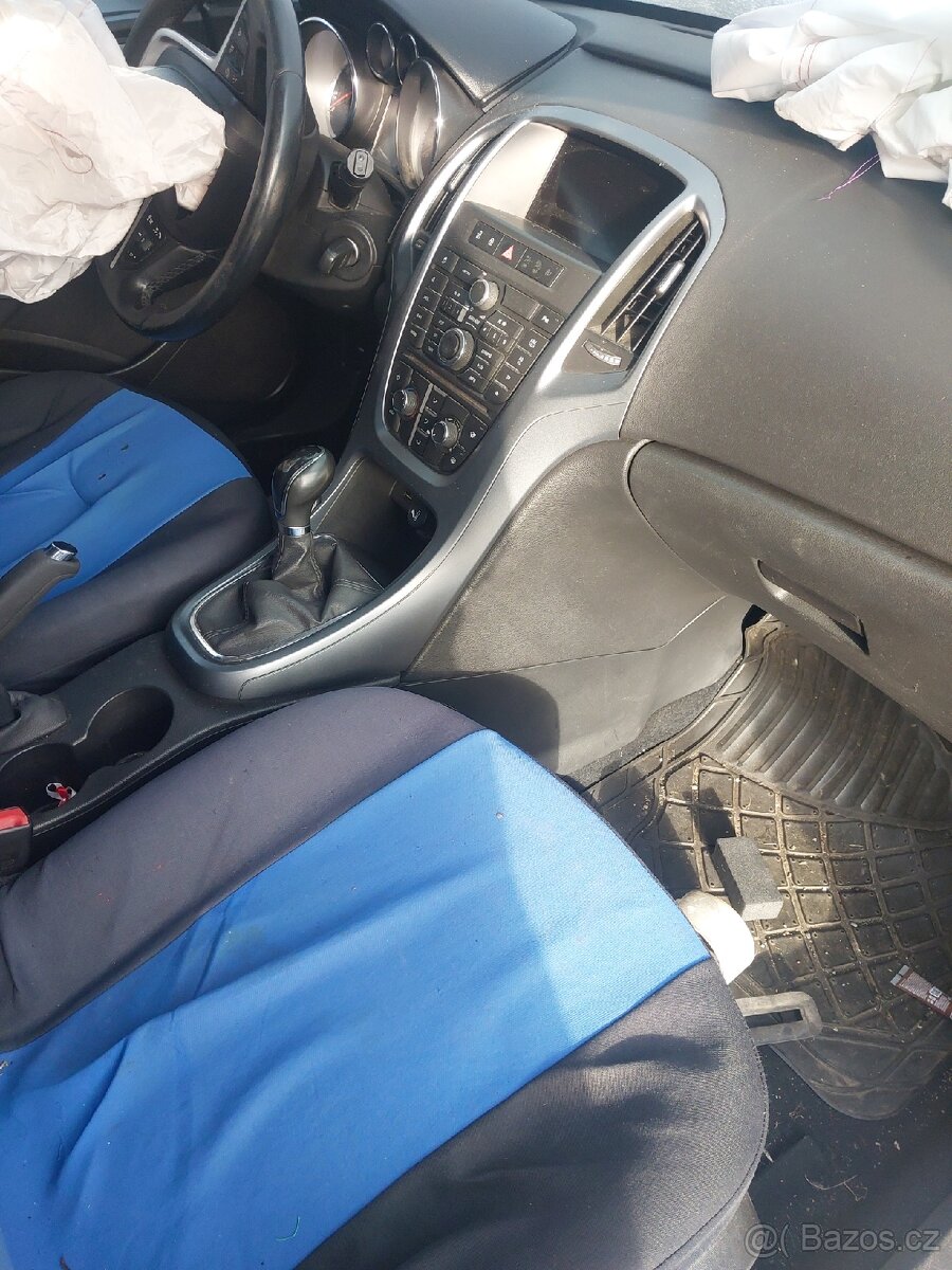 Opel Astra 2016 - 17