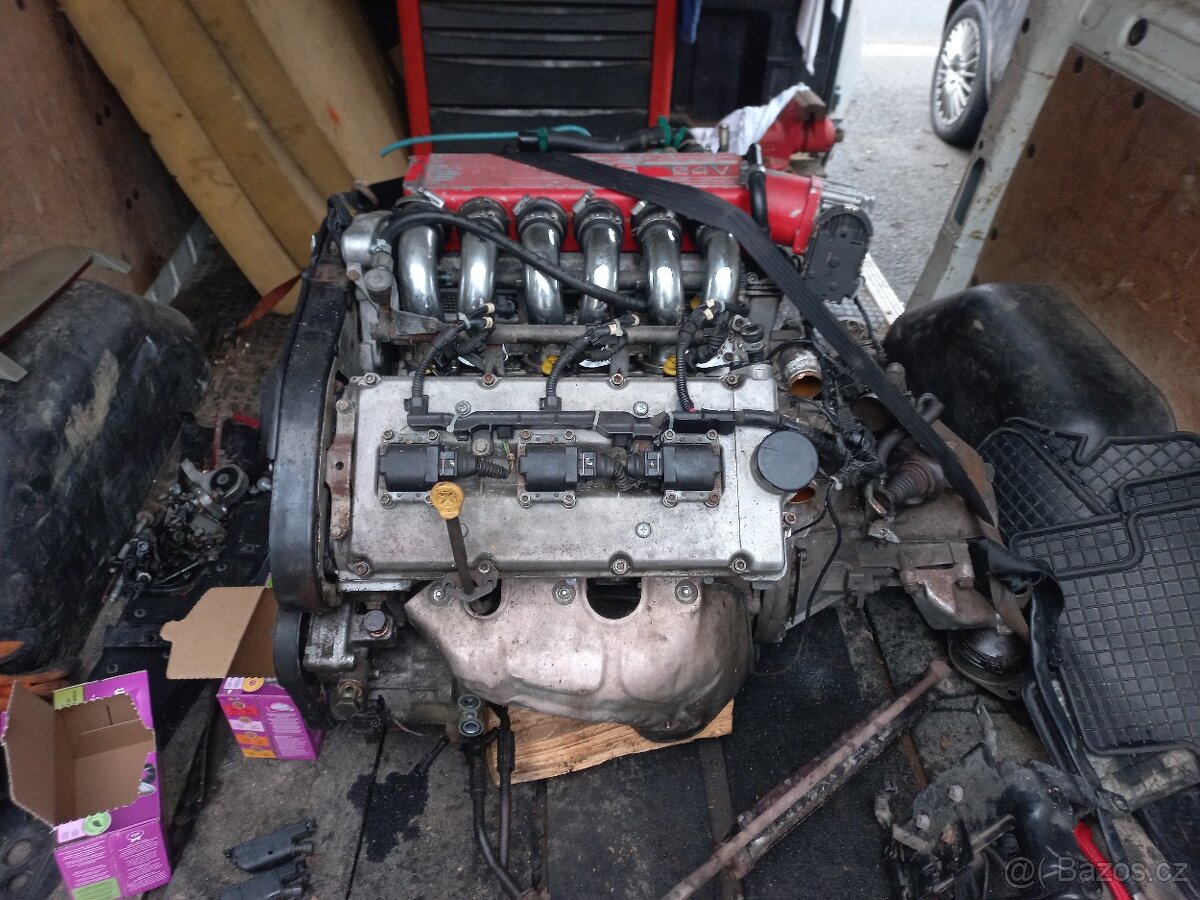 Díly na Alfa Romeo 166 2,5 V6 24V Busso - 17