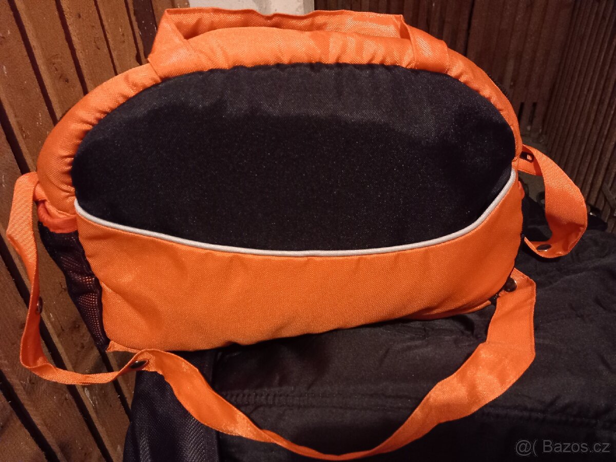 Kočárek dvoukombinace Pierre Cardin - 17