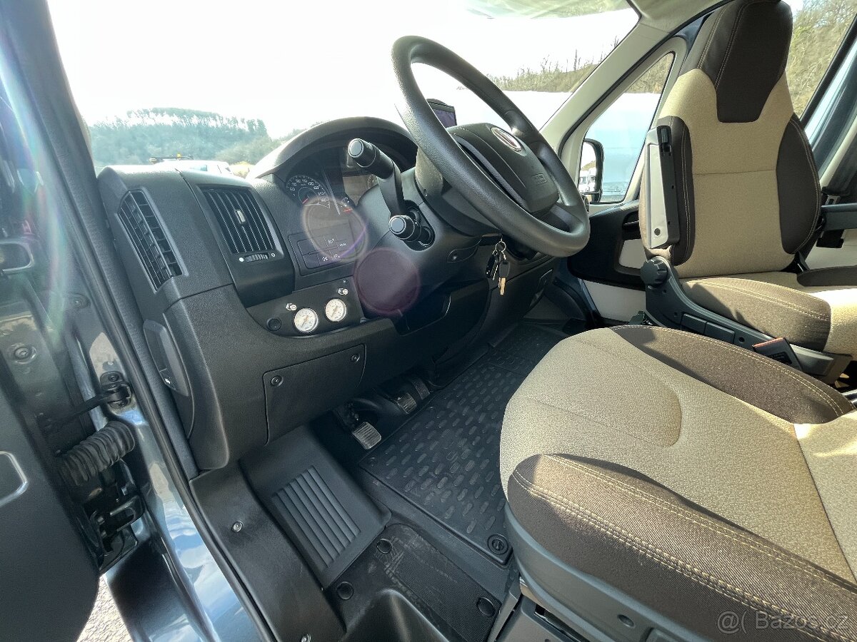 Obytné auto, PLA Happy 440, Truma Diesel, alkovna - 17